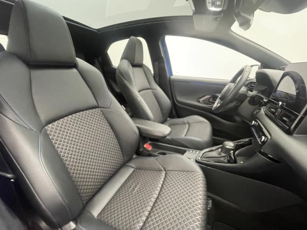 TOYOTA Yaris Hybride 130h Première  