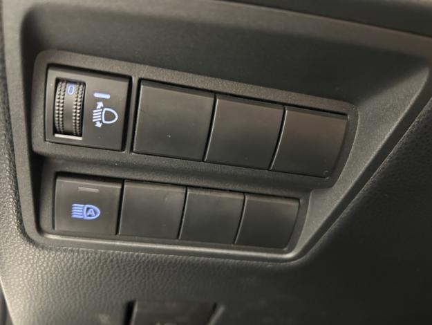 TOYOTA Yaris Hybride 116h Dynamic Business   