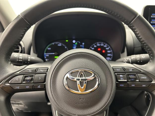 TOYOTA Yaris Hybride 116h Dynamic Business   