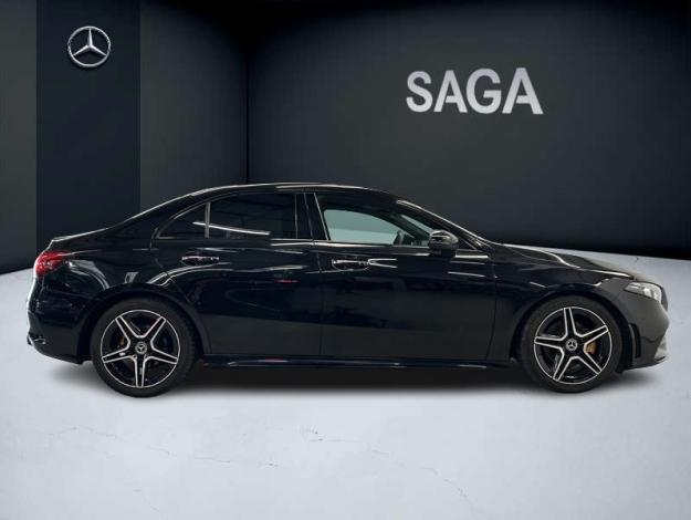 MERCEDES-BENZ A 180 d AMG Pack Night  