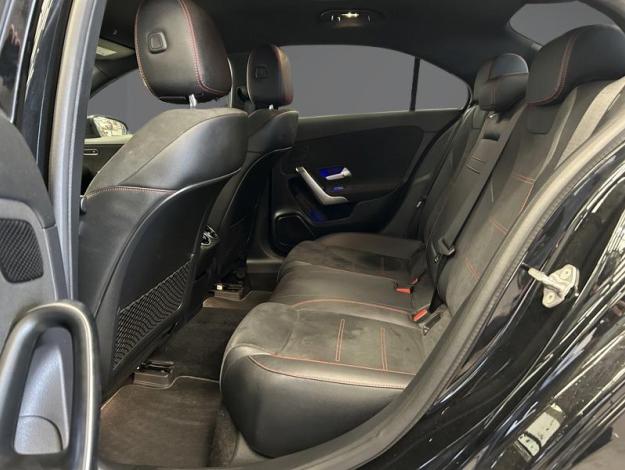 MERCEDES-BENZ A 180 d AMG Pack Night  