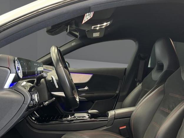 MERCEDES-BENZ CLA-Klasse CLA 180 Shooting Brake AMG Line