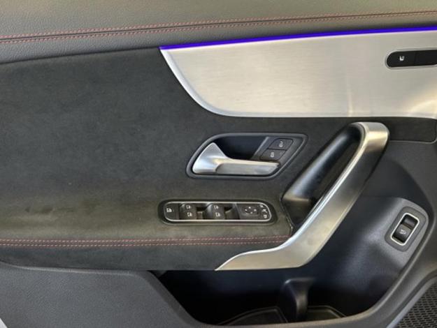 MERCEDES-BENZ CLA-Klasse CLA 180 Shooting Brake AMG Line