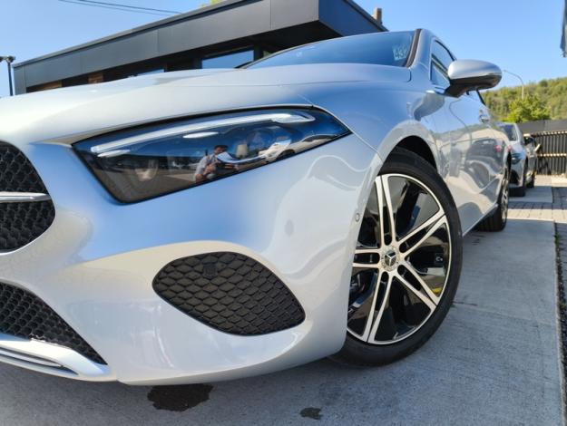MERCEDES-BENZ A 180 Luxury Line  