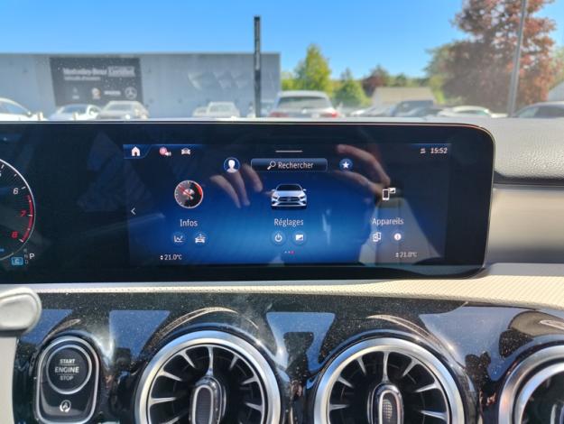 MERCEDES-BENZ A 180 Luxury Line  