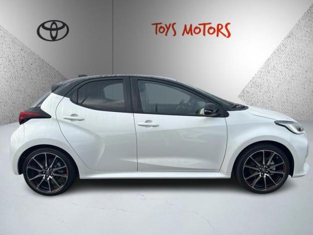 TOYOTA Yaris 116h GR SPORT  