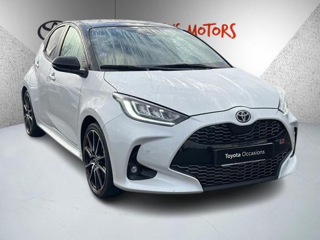 TOYOTA Yaris 116h GR SPORT  
