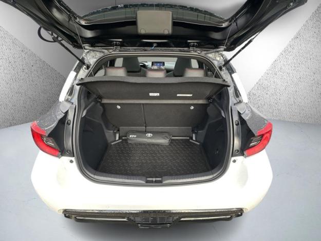 TOYOTA Yaris 116h GR SPORT  