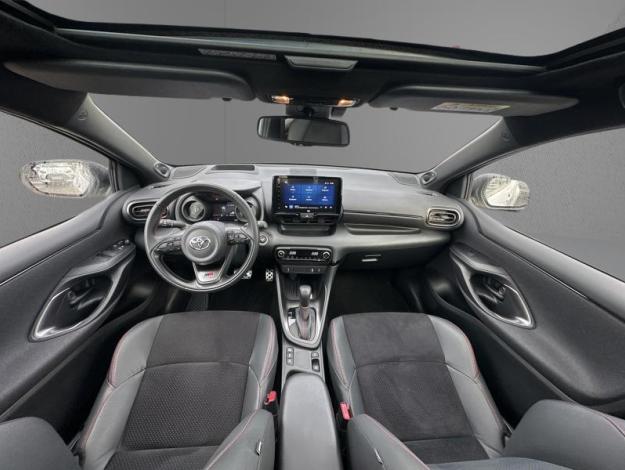 TOYOTA Yaris 116h GR SPORT  