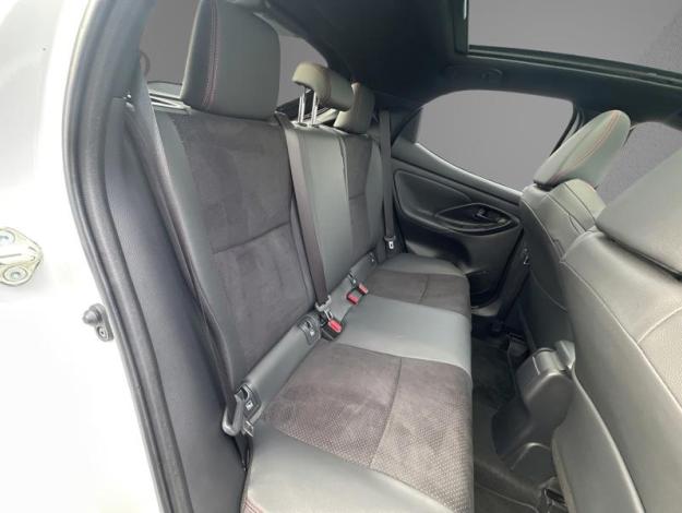 TOYOTA Yaris 116h GR SPORT  
