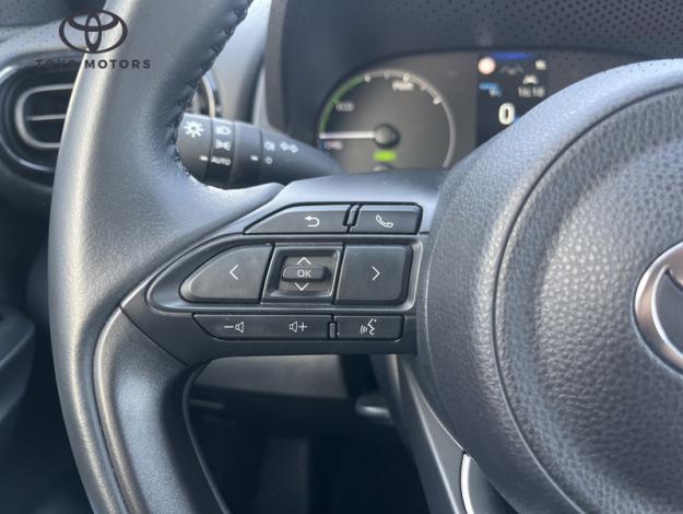 TOYOTA Yaris 116h Dynamic  