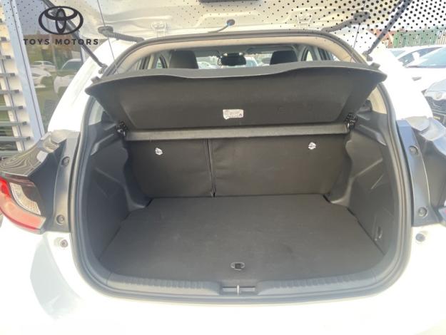 TOYOTA Yaris 116h Dynamic  