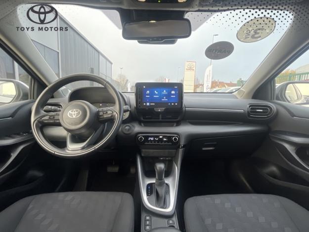 TOYOTA Yaris 116h Dynamic  