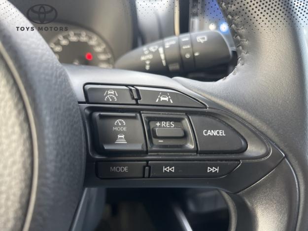 TOYOTA Yaris 116h Dynamic  