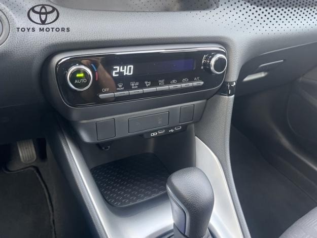 TOYOTA Yaris 116h Dynamic  