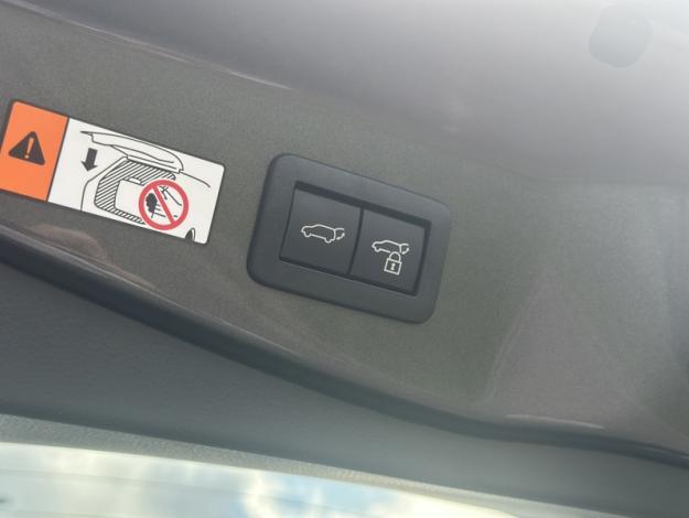 TOYOTA C-HR 1.8 Hybride 140h Collection Pack Techno  