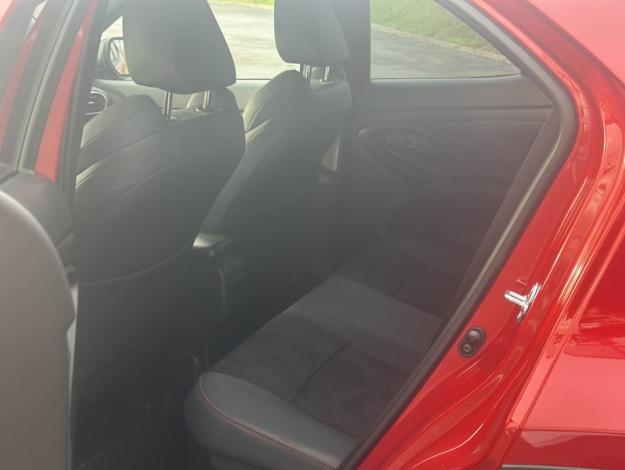 TOYOTA Yaris Cross 1.5 HYBRID 130H GR SPORT Pack Techno  