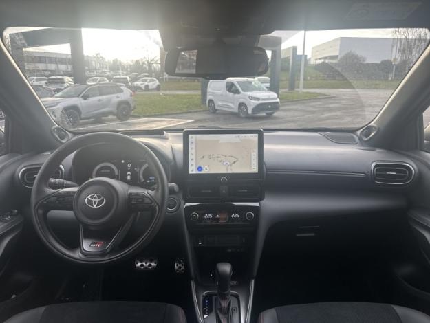 TOYOTA Yaris Cross 1.5 HYBRID 130H GR SPORT Pack Techno  