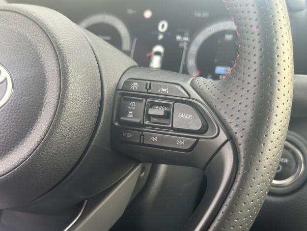 TOYOTA Yaris Cross 1.5 HYBRID 130H GR SPORT Pack Techno  