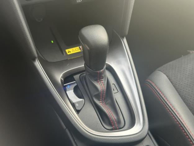 TOYOTA Yaris Cross 1.5 HYBRID 130H GR SPORT Pack Techno  