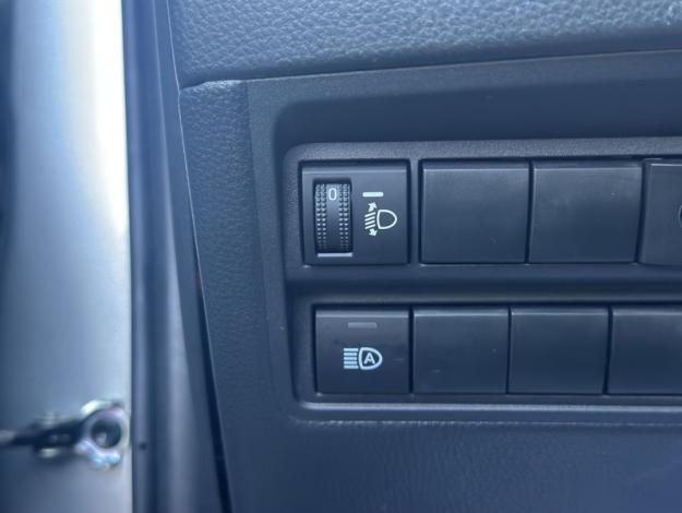 TOYOTA Yaris Hybride 116h Dynamic Business   