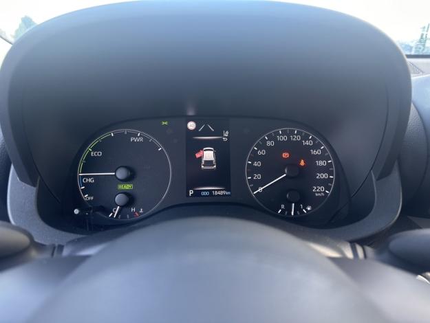 TOYOTA Yaris Hybride 116h Dynamic Business   