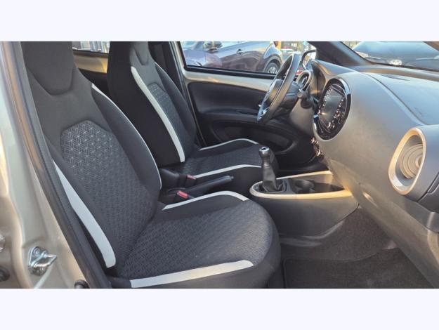 TOYOTA Aygo X 1.0 VVT-i 72 Design   