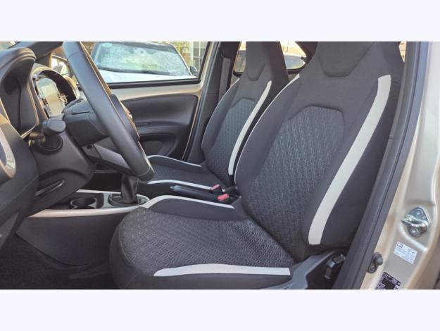 TOYOTA Aygo X 1.0 VVT-i 72 Design   