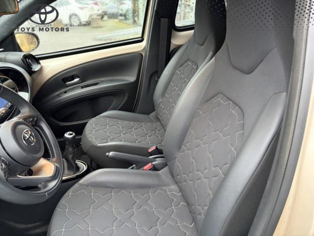TOYOTA Aygo X 1.0 VVT-i 72 Air Collection   