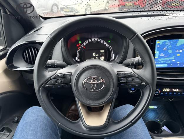 TOYOTA Aygo X 1.0 VVT-i 72 Air Collection   