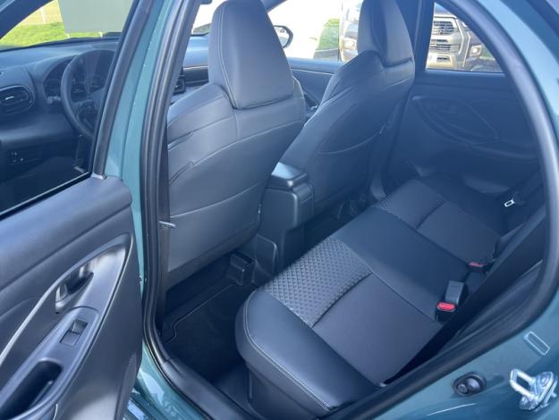 TOYOTA Yaris Hybride 130h Collection  YARIS HYBRIDE HATCHBACK 5P 130CH COLLECTION VD MY25