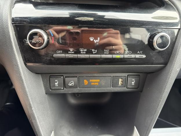 TOYOTA Yaris Cross 1.5 HYBRID 116H DESIGN AWD AUTO  