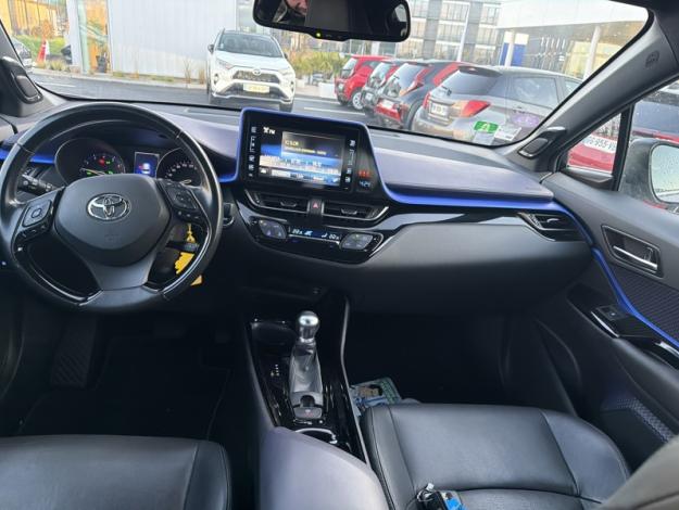 TOYOTA C-HR 1.2 T 2WD GRAPHIC  