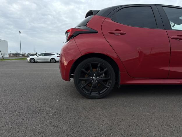 TOYOTA Yaris Hybride 116h Collection  