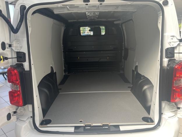 TOYOTA Proace PROACE MEDIUM 1.5L 120 D 4D BVM START CONF LOOK  PROACE MEDIUM 1.5L 120 D 4D BVM START CONF LOOK