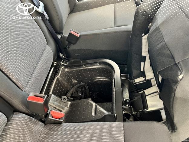 TOYOTA Proace PROACE MEDIUM 1.5L 120 D 4D BVM START CONF LOOK  PROACE MEDIUM 1.5L 120 D 4D BVM START CONF LOOK