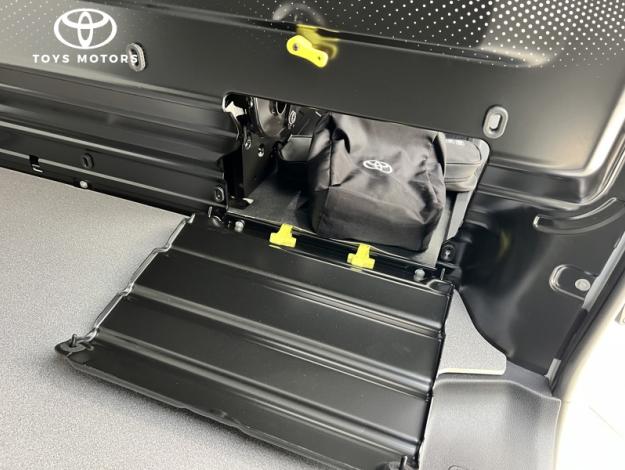 TOYOTA Proace PROACE MEDIUM 1.5L 120 D 4D BVM START CONF LOOK  PROACE MEDIUM 1.5L 120 D 4D BVM START CONF LOOK