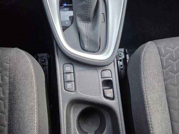 TOYOTA Yaris Cross 116h Design  