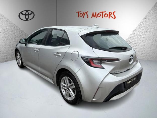TOYOTA Corolla 122h Dynamic Business  