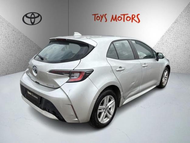 TOYOTA Corolla 122h Dynamic Business  