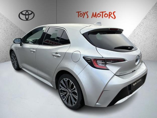 TOYOTA Corolla 122h Design  