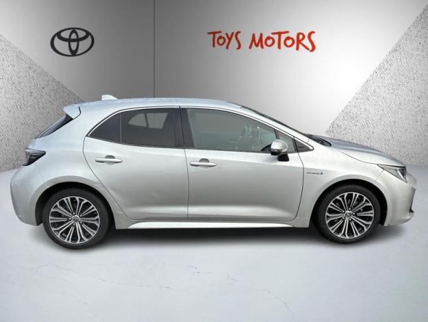 TOYOTA Corolla 122h Design  