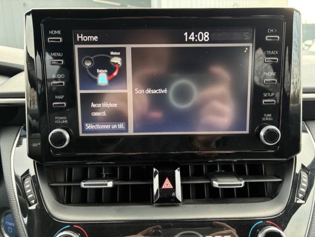 TOYOTA Corolla 122h Design  