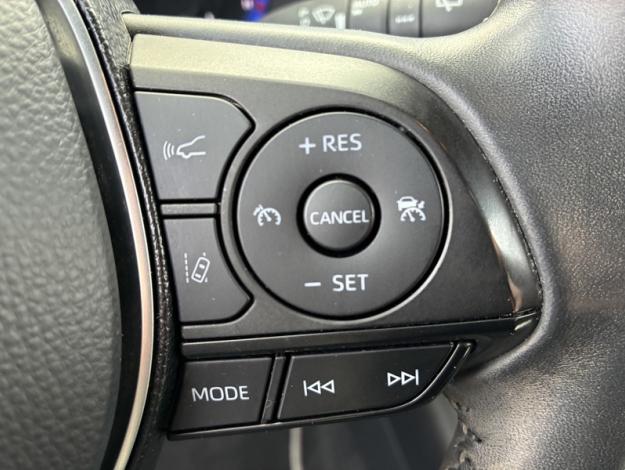 TOYOTA Corolla 122h Design  