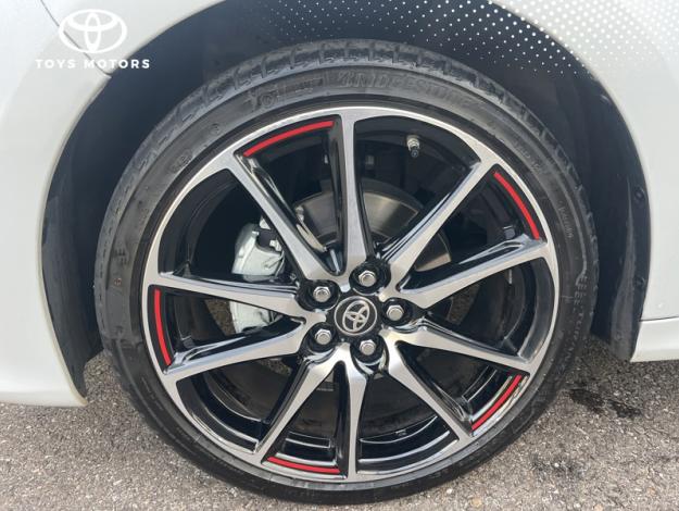 TOYOTA Yaris 116h GR SPORT  