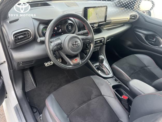 TOYOTA Yaris 116h GR SPORT  