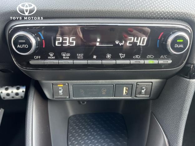 TOYOTA Yaris 116h GR SPORT  
