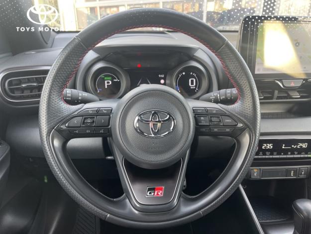 TOYOTA Yaris 116h GR SPORT  