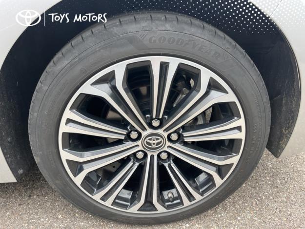 TOYOTA Corolla 184h Design  