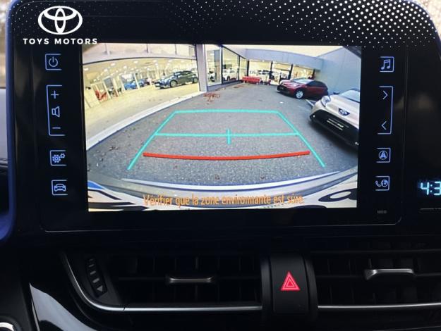 TOYOTA C-HR 122h Graphic  